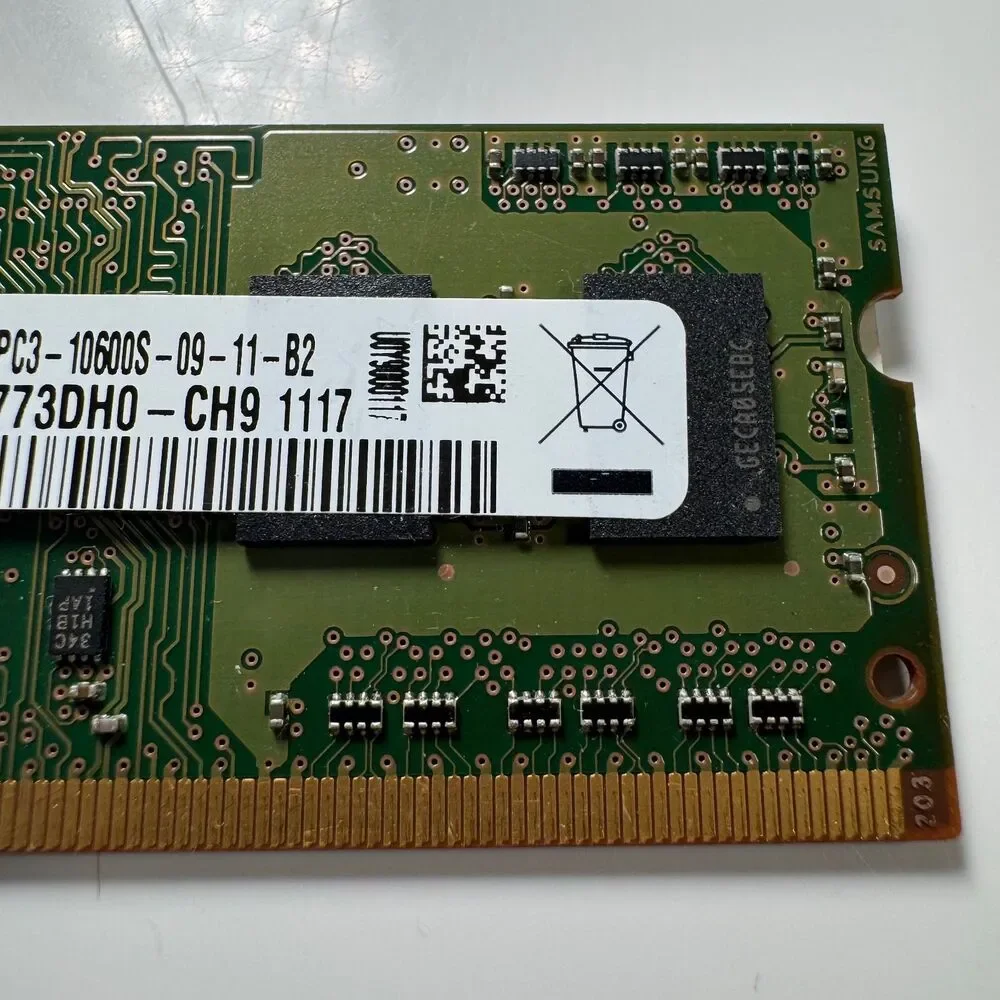 Samsung 2GB DDR3 Laptop RAM PC3-10600S 1333MHz SODIMM M471B5773DH0-CH9 1Rx8